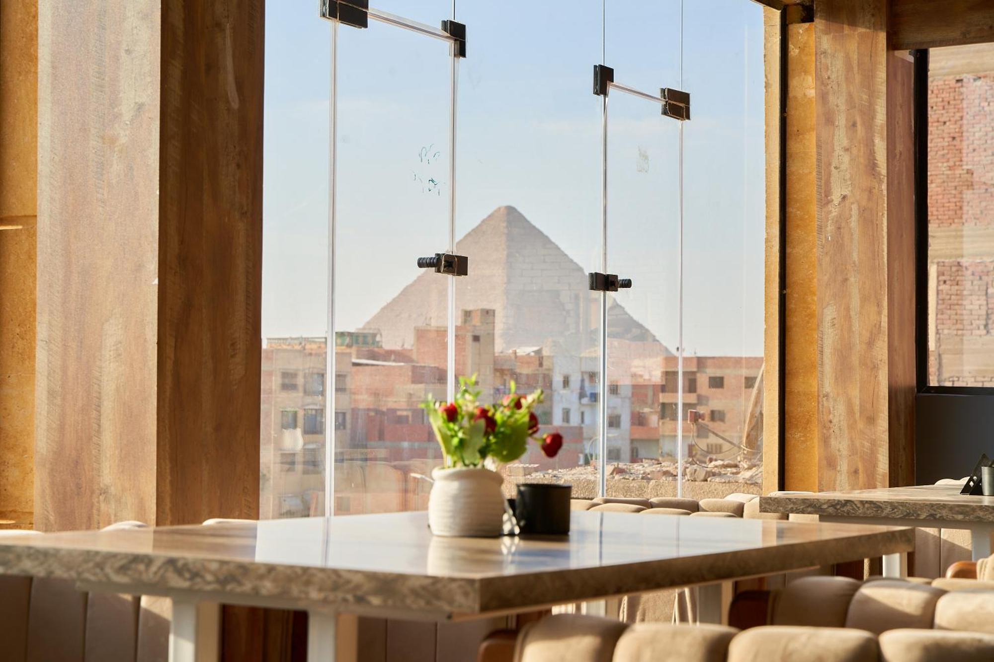 Crown Pyramids View Hotel Giza Экстерьер фото