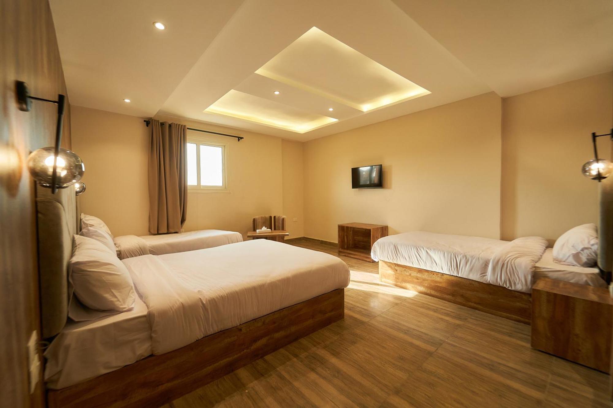 Crown Pyramids View Hotel Giza Экстерьер фото