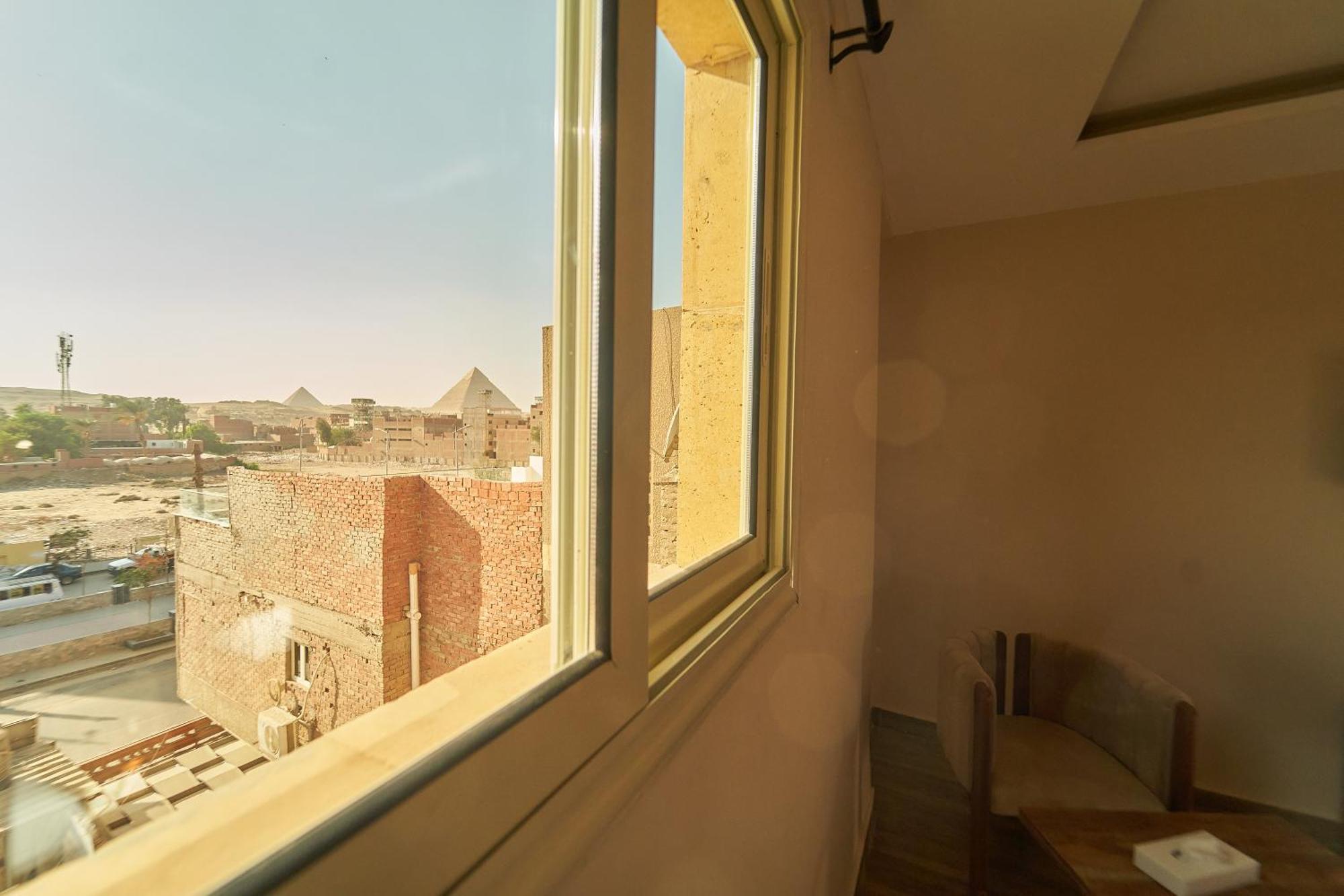 Crown Pyramids View Hotel Giza Экстерьер фото